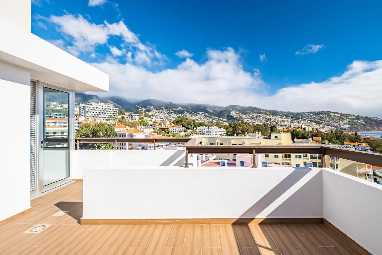 Casa Branca 360 - Penthouse - By Wehost Apartment Funchal  Portugal