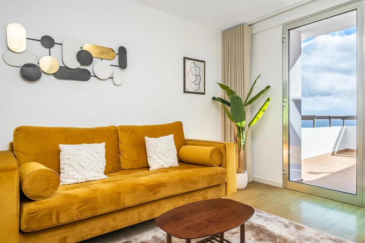 Casa Branca 360 - Penthouse - By Wehost Apartment Funchal   Funchal (Madeira)